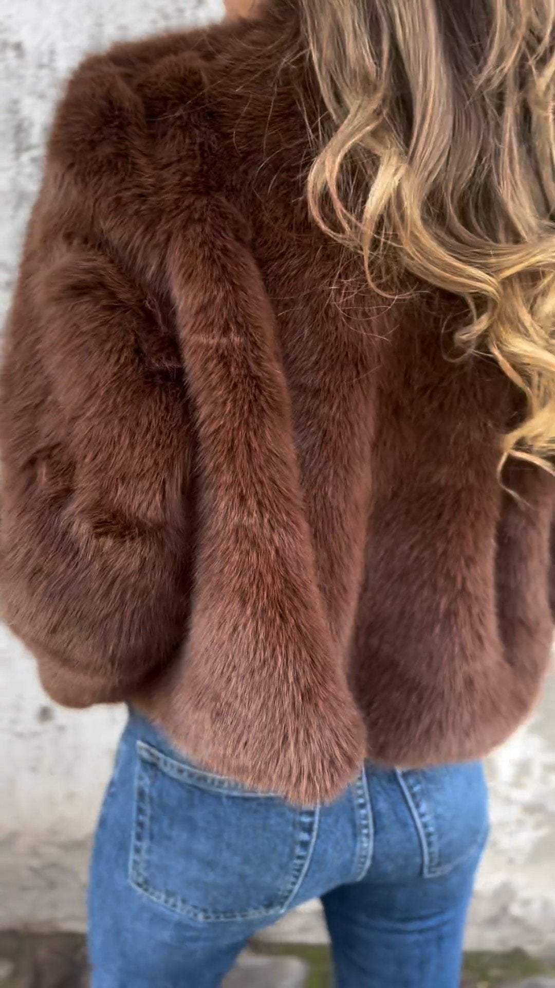 SARAH - VESTE EN FOURRURE VEGAN